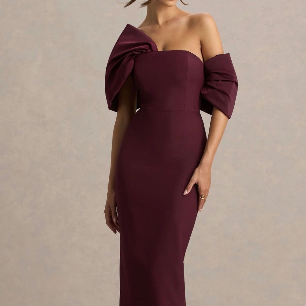 A nice dress size US 8 from club l London